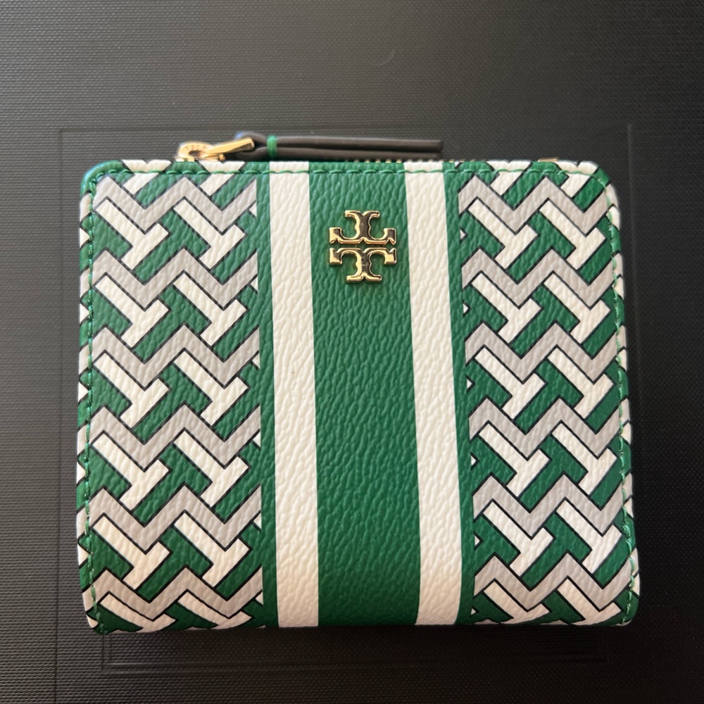 COPY - Tory Burch Bifold Wallet